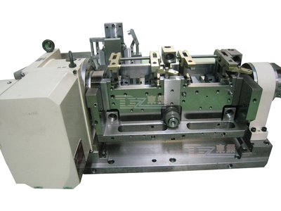 四轴加工夹具
